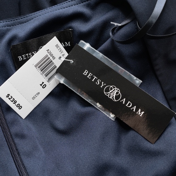 Betsy & Adam - Jersey Embellished Long-Sleeve Gown - Picture 13 of 13